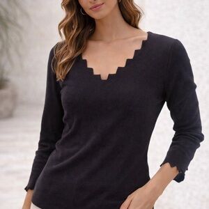 Colour Works NWT Black Scalloped Women's Blouse Size Medium